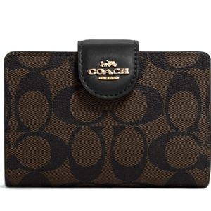 NWT Coach medium corner zip around wallet